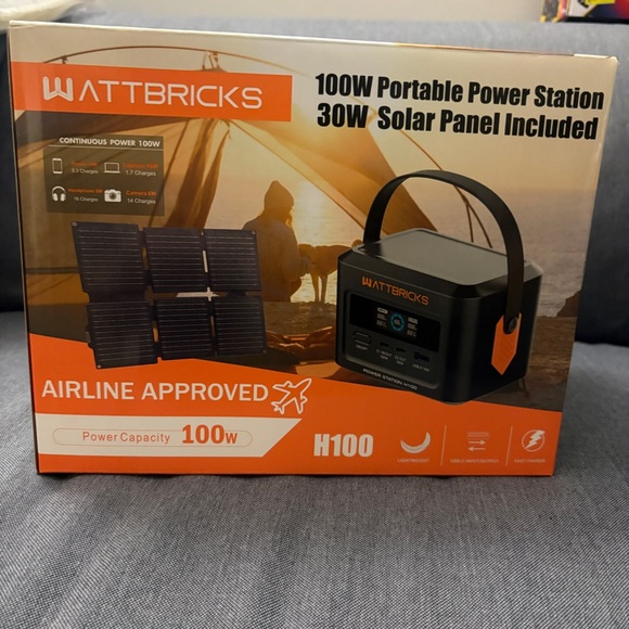Wattbricks Other - Black Portable Power Station with Solar Panel